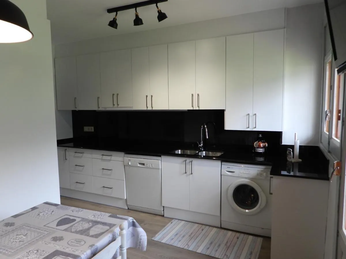 Bassiero Apartament Esterri d'Àneu Apartamento