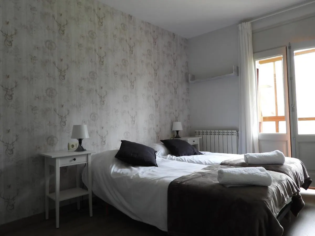 Bassiero Apartament Esterri d'Àneu Apartamento